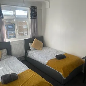 Budget Maisonette London